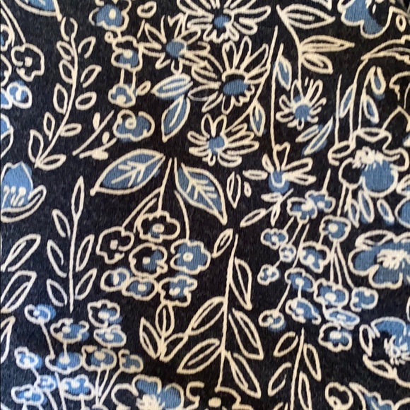 Banana Republic “Hampton Fit”  Shorts - Picture 5 of 5